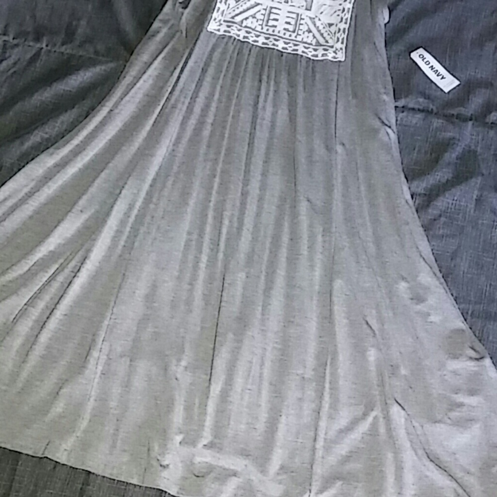 Dress - Picture 4 of 5